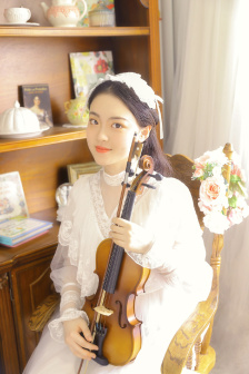 办公室的超短裙女教师美女